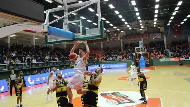 Banvit uzatmada fişi çekti!