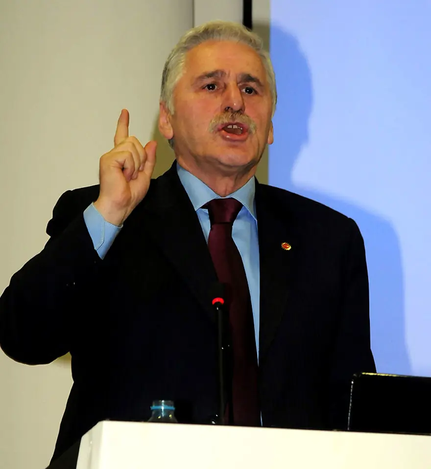En renkli Meclis'e doğru 18