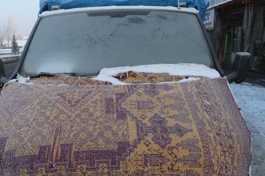 Doğu Anadolu buz kesti: Erzurum, Ağrı ve Kars eksi 20’leri gördü 6