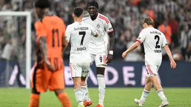 Beşiktaş, Avrupa'ya mağlup başladı: Protesto, alkış, ıslık!