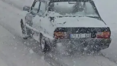 31 yaşındaki Torossosyal medyada ünlü oldu: Kar ve fırtınaya aldırış etmedi!