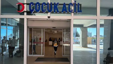 Otomobilin bagajında mahsur kaldı, yaşam savaşı veriyor: Adıyaman&#x27;da feci olay