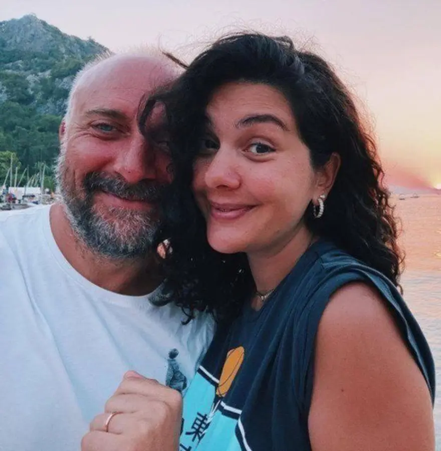 ÜÇ ÇOCUKLU MUTLU EVLİLİK 5 ÜÇ ÇOCUKLU MUTLU EVLİLİK 5