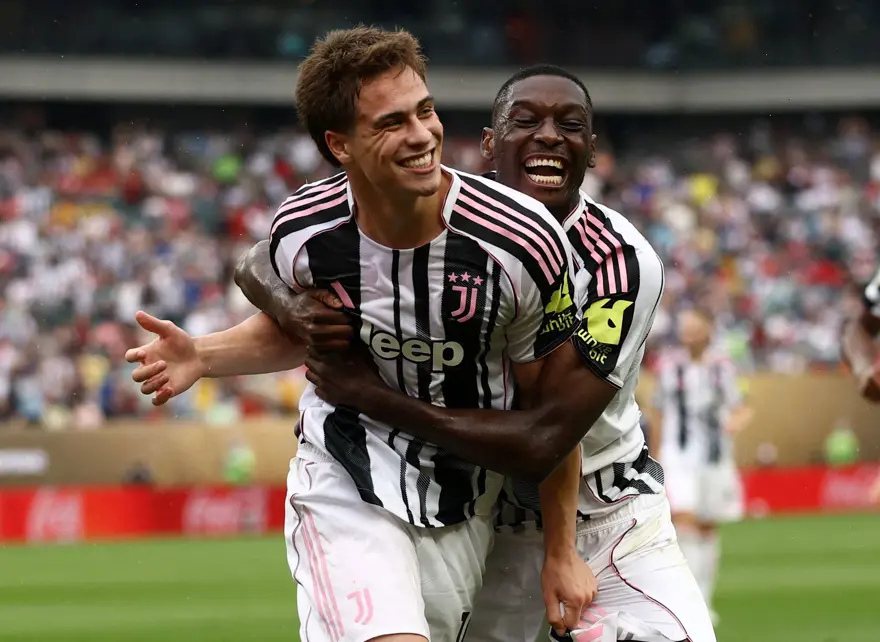 Tarihe geçen Kenan Yıldız, manşetlerde: "Sihirbaz!" 4