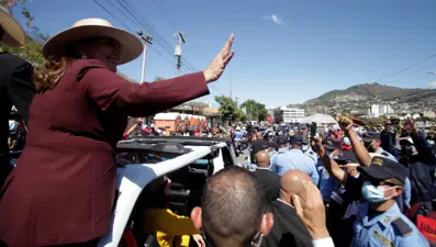 Honduras'ın ilk kadın Devlet Başkanı Xiomara Castro yemin etti