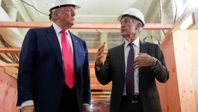 Trump, Powell'a yüklendi: Aptal, beceriksiz