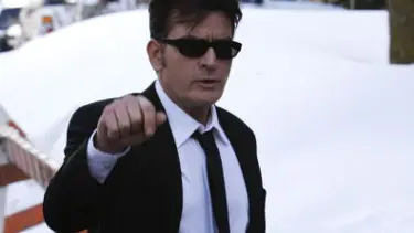 CBS, Charlie Sheen'i geri istiyor