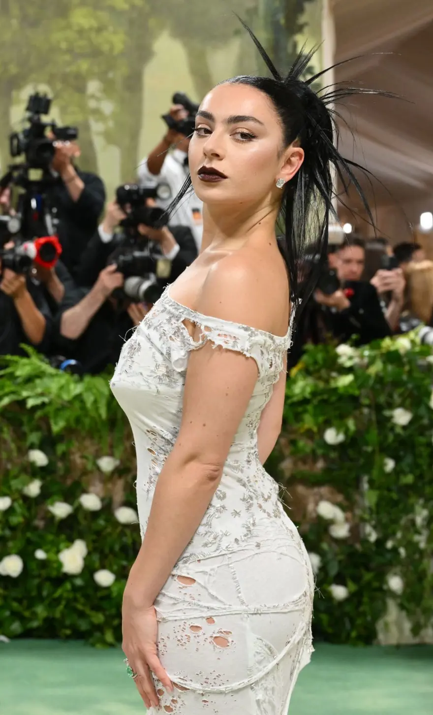 2024 yılında müzikseverlerle buluşan en iyi albümler 2 2024 yılında müzikseverlerle buluşan en iyi albümler 2