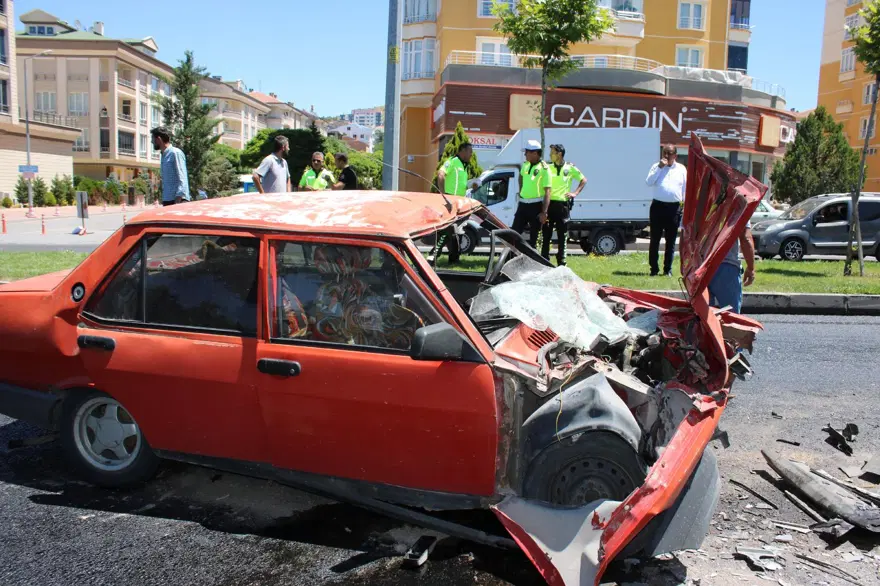 Trafiğe kapalı yolda feci kaza: 2 ölü, 2 yaralı 1