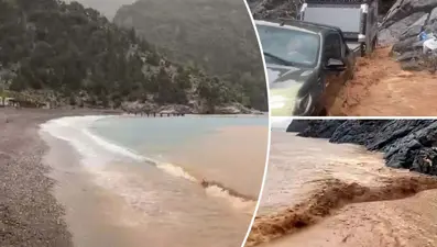 Muğla'da sel kamerada: Tatilciler korku dolu anlar yaşadı