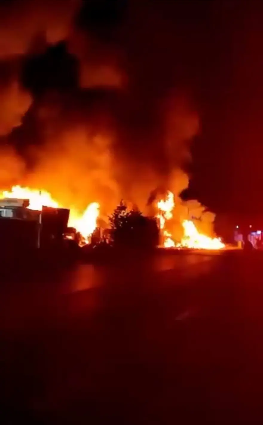 Bursa'da Hurdacılar Sitesi'nde yangın 1