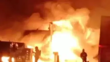 Asfalt eritme tankında yangın: 2 kişi yaralandı