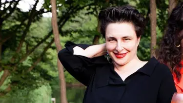 Esra Dermancıoğlu Cannes'a giden oyuncuları eleştirdi: Ben biraz utandım