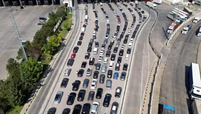 Edirne'de sınır kapılarından 4 milyondan fazla yolcu geçti