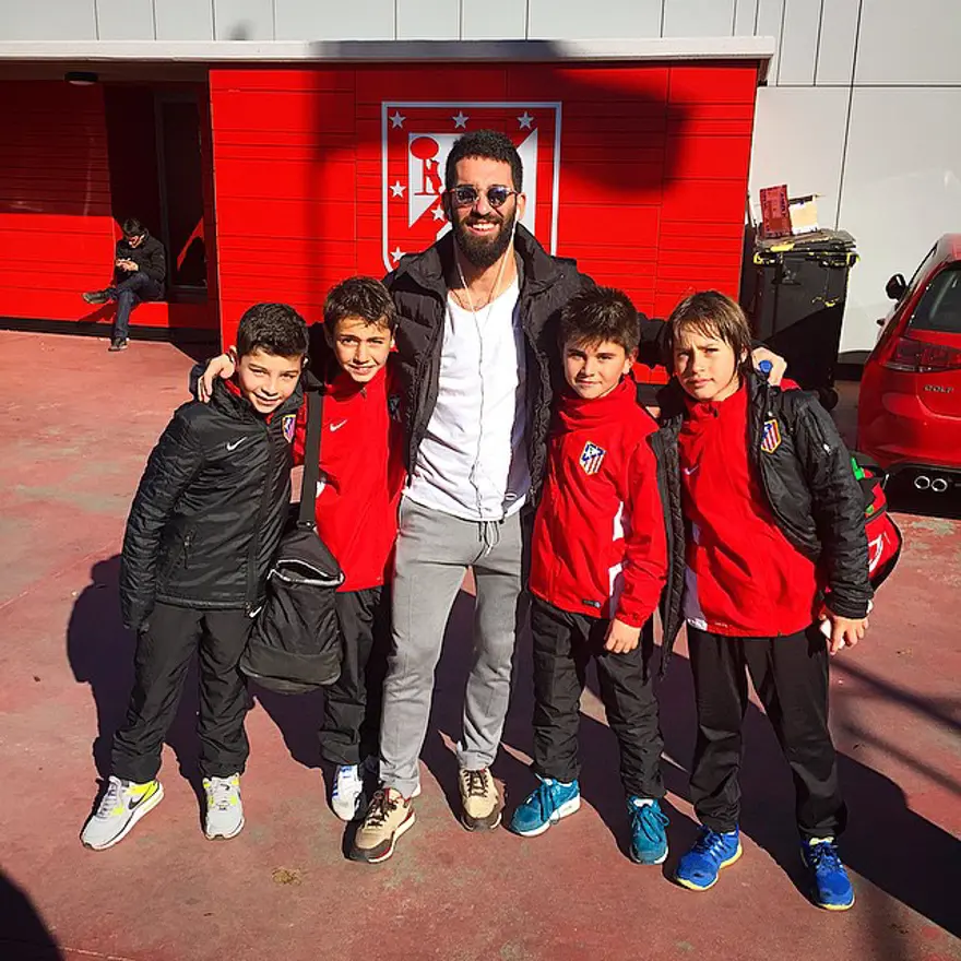 Arda Turan'ın 15 milyon euroluk malikanesi 154 Arda Turan'ın 15 milyon euroluk malikanesi 154