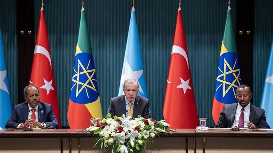 TÜRKİYE'DE SOMALİLAND KRİZİ İÇİN BARIŞ MASASI 14 TÜRKİYE'DE SOMALİLAND KRİZİ İÇİN BARIŞ MASASI 14