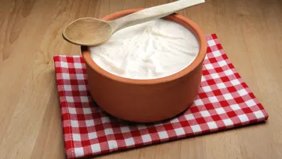 Rüyada yoğurt görmek ne anlama gelir? Rüyada yoğurt yemek ne anlama gelir?