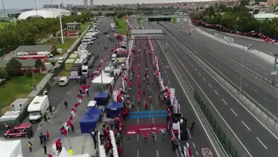 Maske ve mesafeli maraton