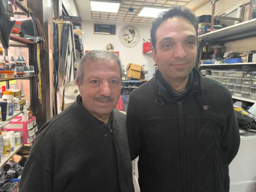 Oğlundan başka çırak çıkaramadı: Modern dünyaya ayak uydurmaya çalışıyor 