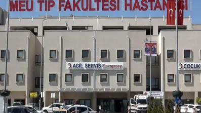 Hasta getiren ambulansı kaçırdı