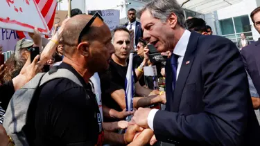 Blinken Tel Aviv'de: Protestoculara rehineler için söz verdi