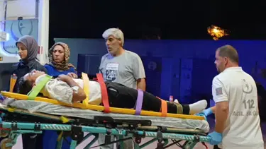 Balkondan düşen Mert yaralandı