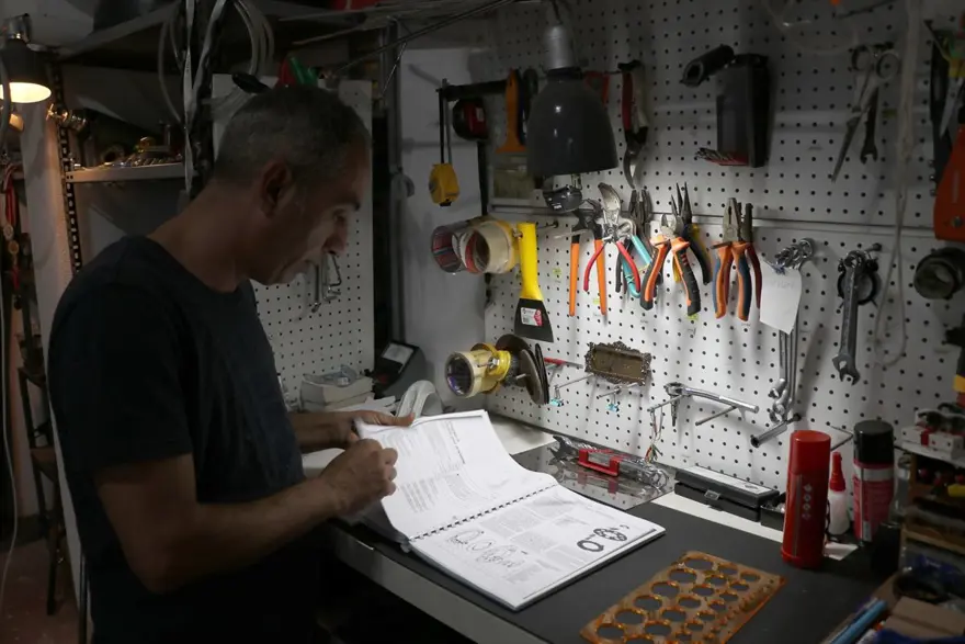 İlaç mümessili, hobisinin peşinden gitti: Klasik otomobilleri restore ediyor 1
