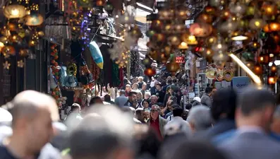 Çarşı pazarda ramazan alışverişi: Hurmanın kilosu cep yakıyor