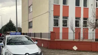 Okul civarında sürücü kursuna velilerden tepki