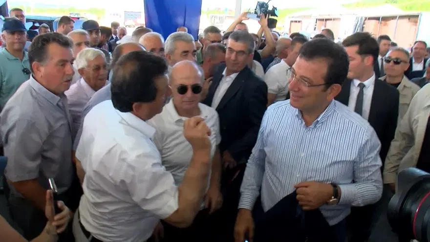 Ekrem İmamoğlu’ndan “yerel seçim” mesajı Ekrem İmamoğlu’ndan “yerel seçim” mesajı