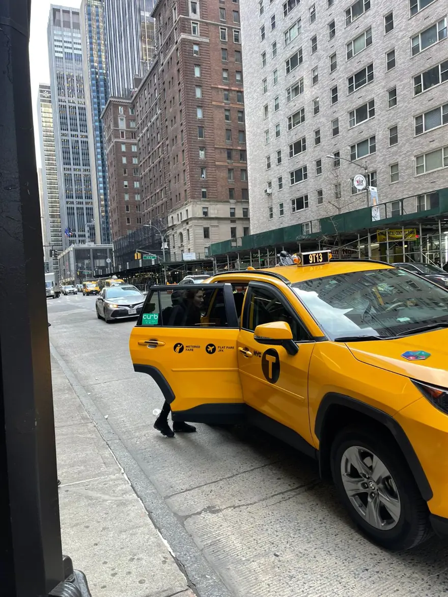 ABD'ye kaçan Eylem Tok ve oğlu New York'ta görüntülendi 4