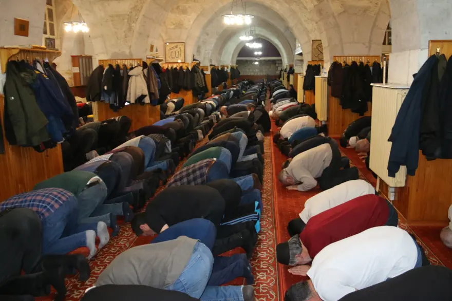 Sadece Sivas'ya yapılan 5 asırlık gelenek: Bütün camilerde söyleniyor 3