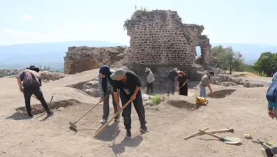 Anadolu'nun ikinci en büyük kalesinde kazı çalışmaları devam ediyor