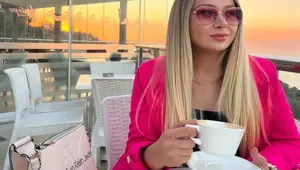 Sosyal medya fenomeni estetik ameliyatında öldü | Neşe Özkan'ın eşi: Doktorlar, kalbinden rahatsız olduğunu biliyorlardı Sosyal medya fenomeni estetik ameliyatında öldü | Neşe Özkan'ın eşi: Doktorlar, kalbinden rahatsız olduğunu biliyorlardı