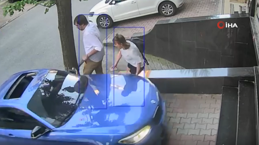 İstanbul'da eski eş dehşeti: Arabayla ezmeye kalkıştı! 1