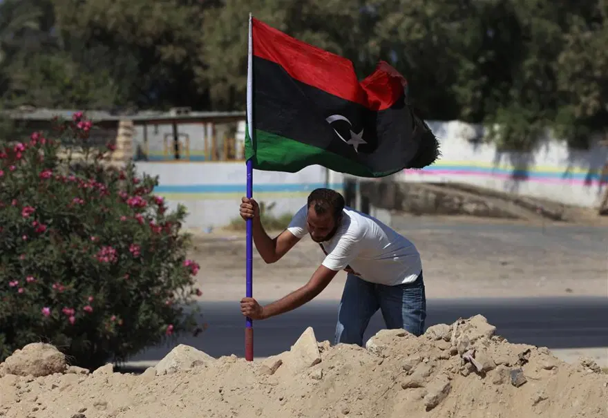 Kaddafi'nin kalesi düştü 48 Kaddafi'nin kalesi düştü 48