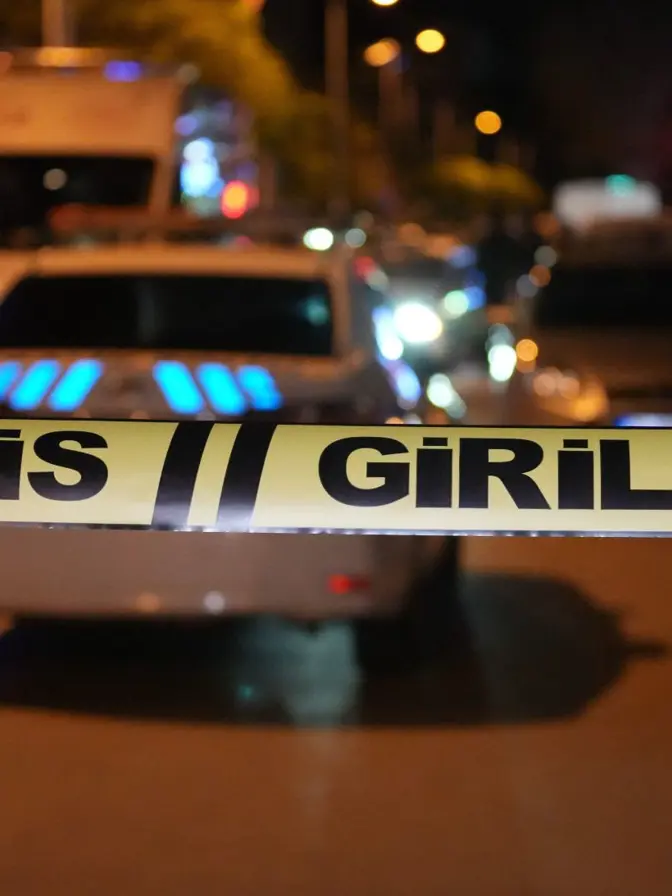 Bıçaklanan baba ve oğlu öldü