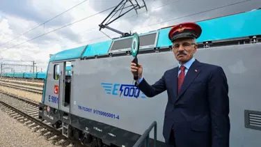 Yerli ve milli lokomotif ilk seferini yaptı
