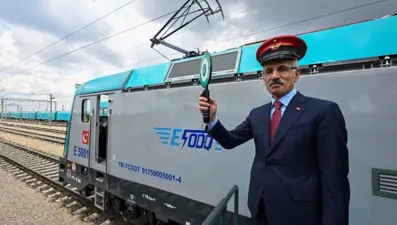 Yerli ve milli lokomotif ilk seferini yaptı