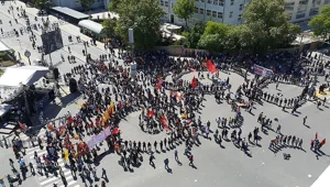 1 Mayıs İşçi Bayramı'nın önemi nedir, neden kutlanıyor? İşte 1 Mayıs Emek ve Dayanışma Günü'nün tarihi 1 Mayıs İşçi Bayramı'nın önemi nedir, neden kutlanıyor? İşte 1 Mayıs Emek ve Dayanışma Günü'nün tarihi