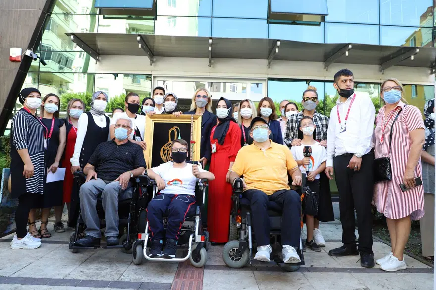 Ünlü isimlerden Alanya'ya kültürel gezi: Her Şehri Ünlüsüyle Geziyoruz 5 Ünlü isimlerden Alanya'ya kültürel gezi: Her Şehri Ünlüsüyle Geziyoruz 5