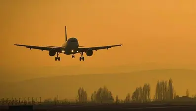 Evli oğlu sevgilisiyle tatile gitmesin diye bomba ihbarı yaptı