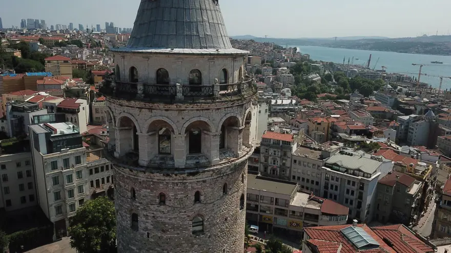 Galata Kulesi'nde restorasyon ebabil kuşlarının yuvaları nedeniyle ertelendi 15