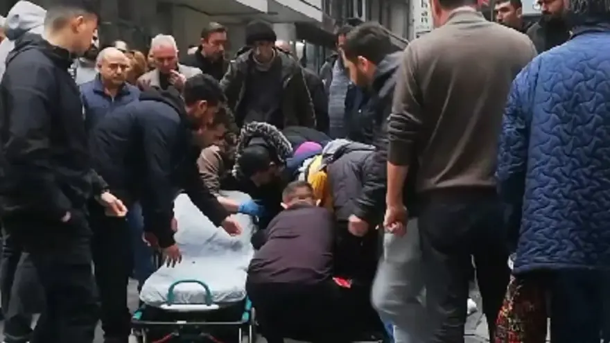 İki taraf arasında çıkan kavgada kan aktı: 3 yaralı 1