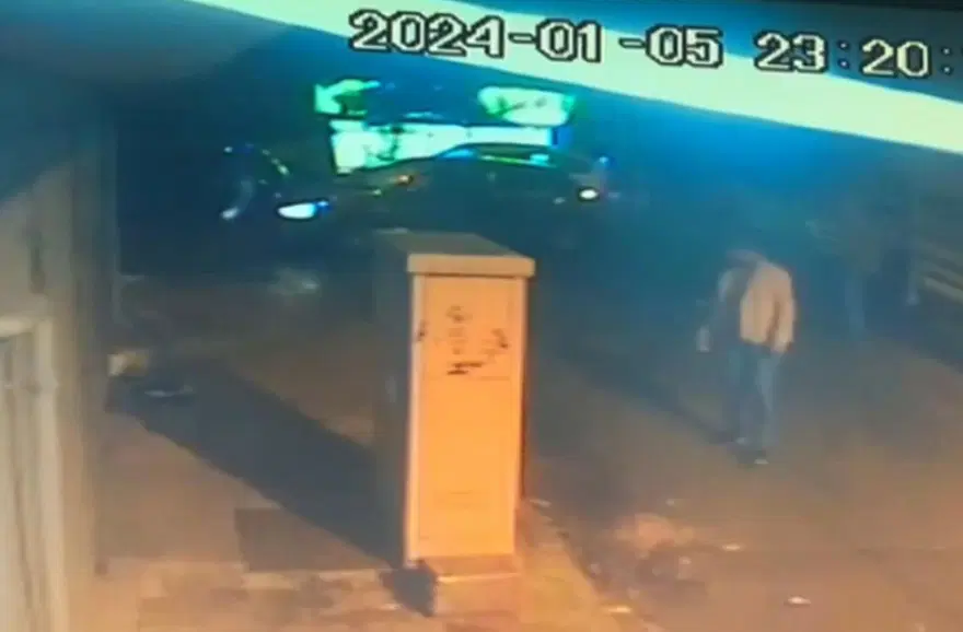 SALDIRI ANI GÜVENLİK KAMERASINDA 5