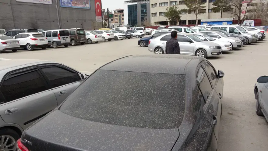 ÇAMUR ŞEKLİNDE YAĞIŞ DEVAM EDECEK 4 ÇAMUR ŞEKLİNDE YAĞIŞ DEVAM EDECEK 4