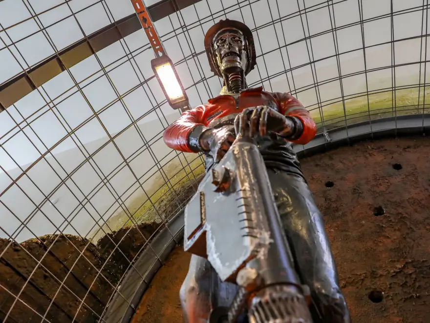 Elazığ ve Malatya arasındaki Kömürhan Köprüsü'nün inşaat atıkları sanat eserine dönüştü 3