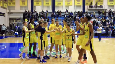 Fenerbahçe yarı finale göz kırptı!