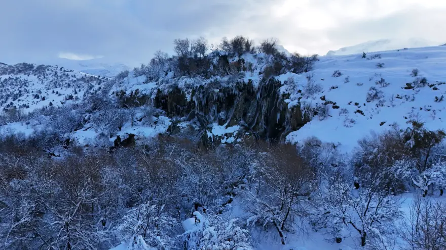 Bir şehirde iki mevsim: Hem yaz hem kış aynı anda yaşanıyor 4