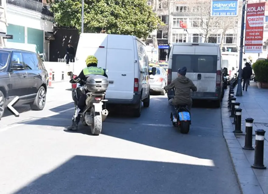 Ozan Güven'in bisikletine  polis kontrolü 7